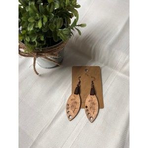 Laser-engraved wooden dangling earrings for women